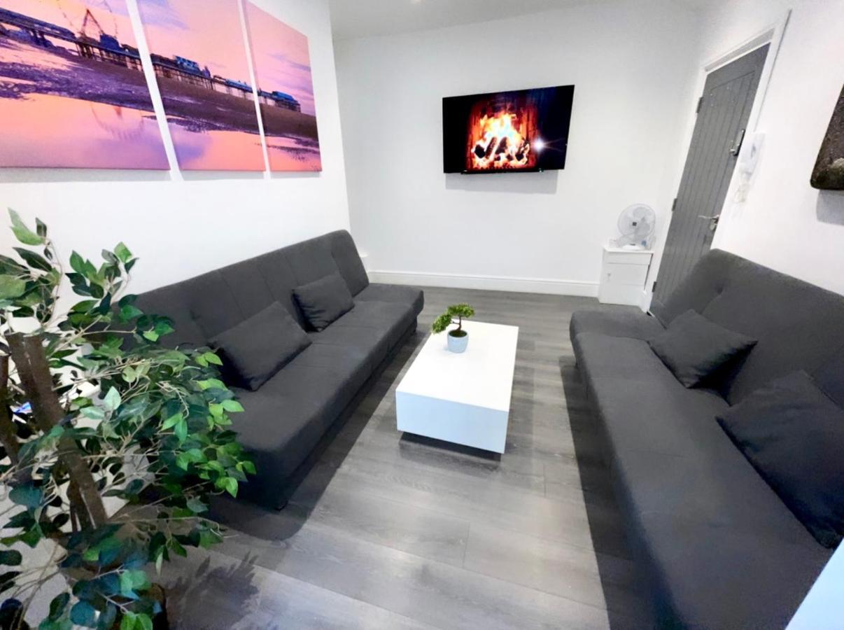 Albert Luxury Hottub & Jacuzzi Apartments Blackpool Eksteriør bilde