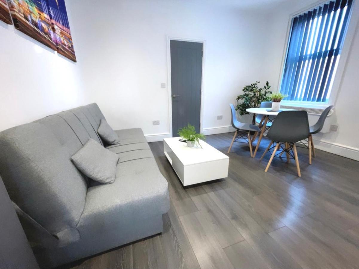Albert Luxury Hottub & Jacuzzi Apartments Blackpool Eksteriør bilde
