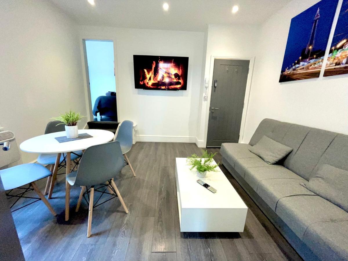 Albert Luxury Hottub & Jacuzzi Apartments Blackpool Eksteriør bilde