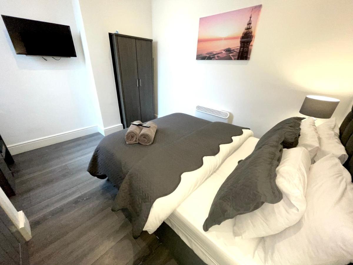 Albert Luxury Hottub & Jacuzzi Apartments Blackpool Eksteriør bilde