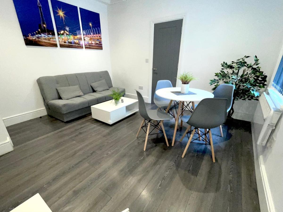 Albert Luxury Hottub & Jacuzzi Apartments Blackpool Eksteriør bilde