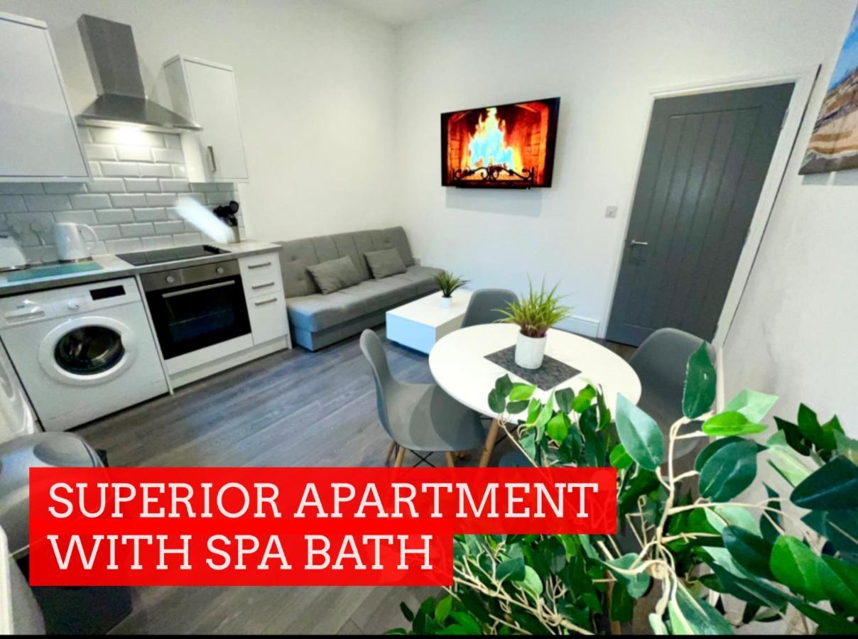 Albert Luxury Hottub & Jacuzzi Apartments Blackpool Rom bilde