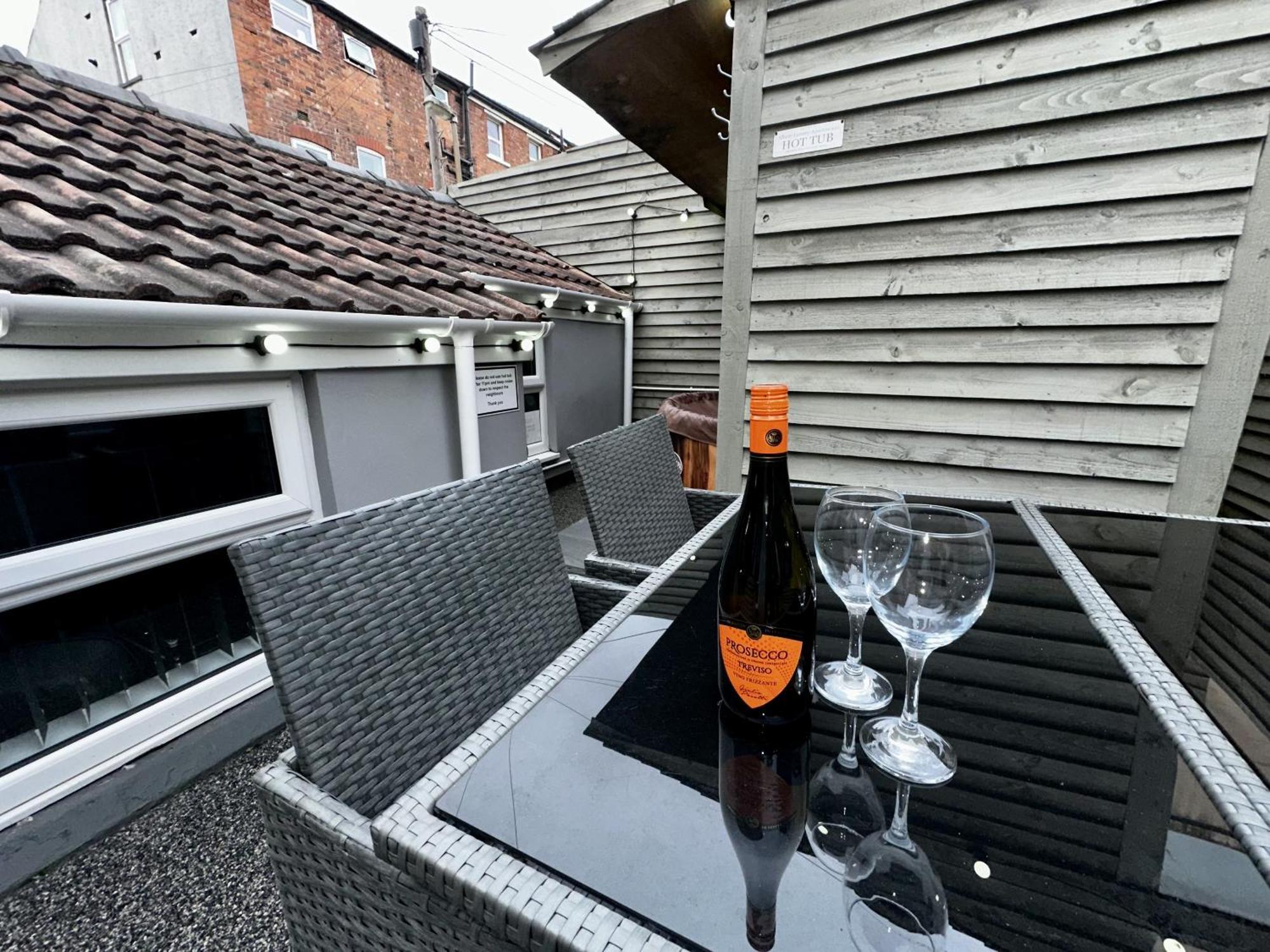 Albert Luxury Hottub & Jacuzzi Apartments Blackpool Rom bilde
